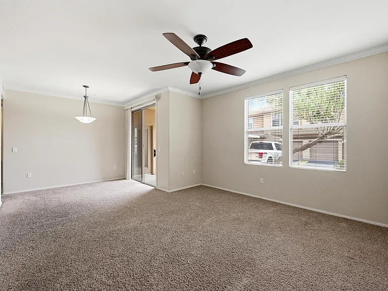 20100 N 78th Pl #1146 — Photo 8