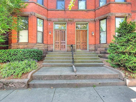 Front entrance of West Franklin St.