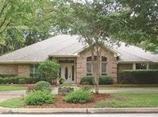1403 Woodlands Dr, Tyler, TX 75703