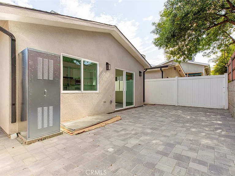 7856 Kyle St — Photo 17