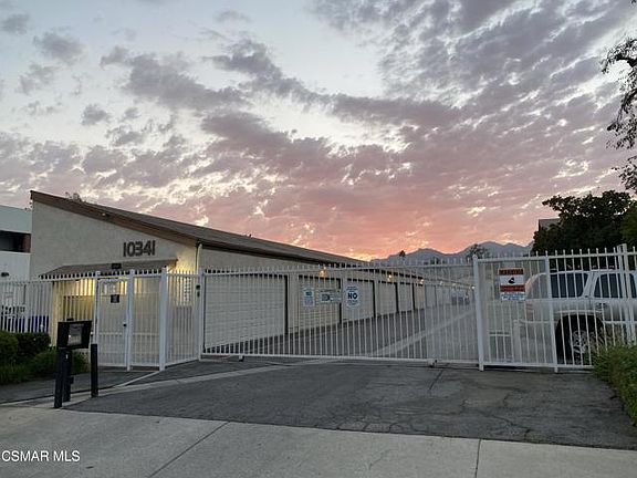 3rd image of 10341 Canoga Ave Unit 11