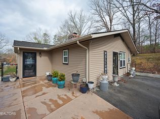 1815 Olympia Ct, Sevierville, TN 37862