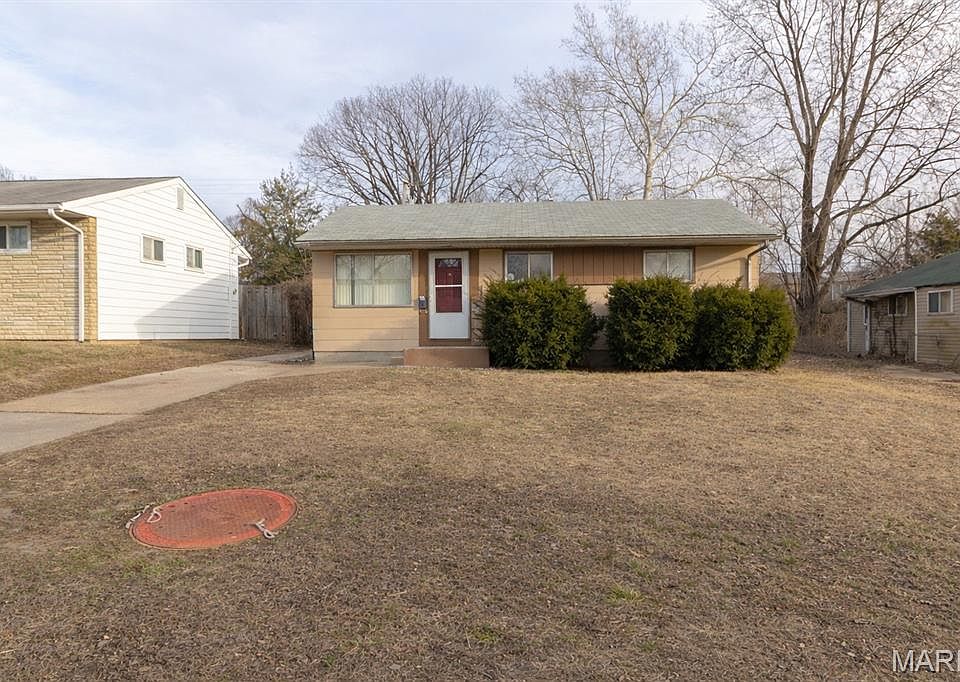 1st image of 10640 Spring Garden Dr