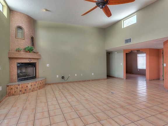5th image of 949 W Camino Delicias