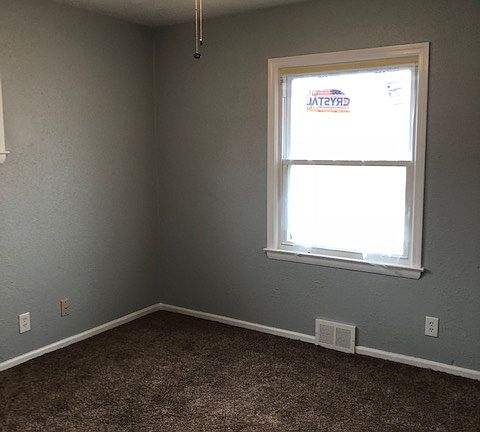 5th image of 7628 W Palmetto Ave