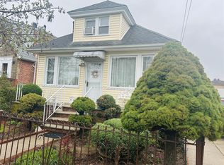 196-42 44th Ave #2, Flushing, NY 11358