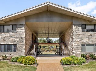4400 Poplar Ave APT 17, Memphis, TN 38117