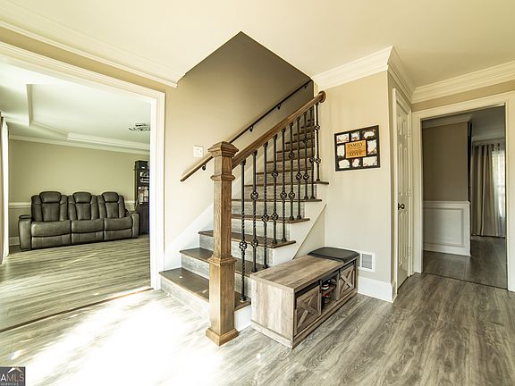 3rd image of 2157 Lake Ridge Ter