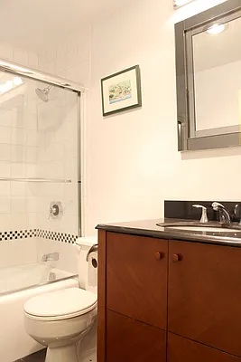 Rented by REAL New York | media 24