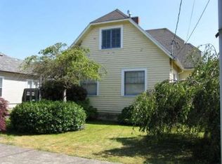 2519 5th St, Tillamook, OR 97141