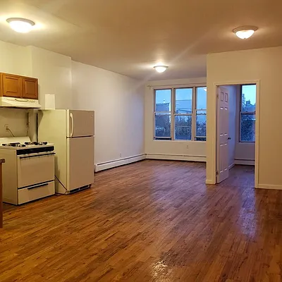 Rented by Highline Residential | media 6