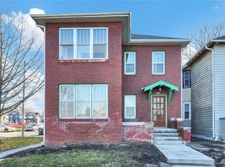 1559 Park Ave SE, Cedar Rapids, IA 52403