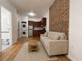 368 Hancock St, Brooklyn, NY