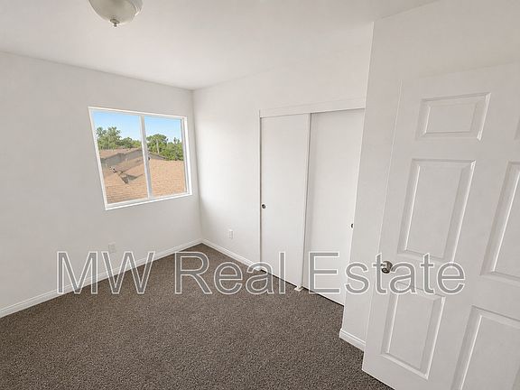5th image of 238 E Vernon Ave APT 304