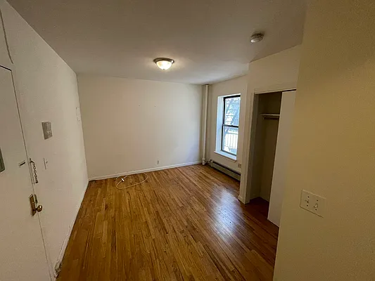 Rented by Hirsch Enterprises Incorporated | media 8