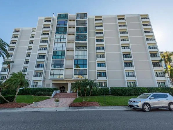 851 Bayway Blvd APT 405, Clearwater, FL 33767