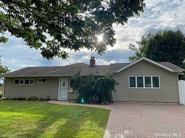 1st image of 66 Belmont Cir
