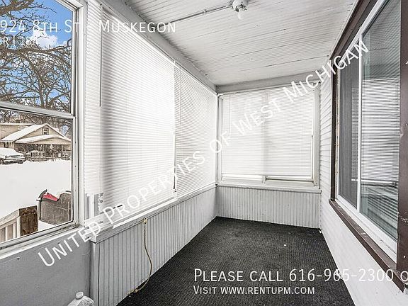 2nd image of 2924 8th St