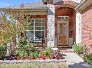 2209 Clairborne Dr, Fort Worth, TX 76177