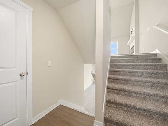 5th image of 14243 Walnut Meadows Dr