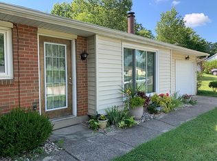 816 Clover Cir, Oxford, OH 45056