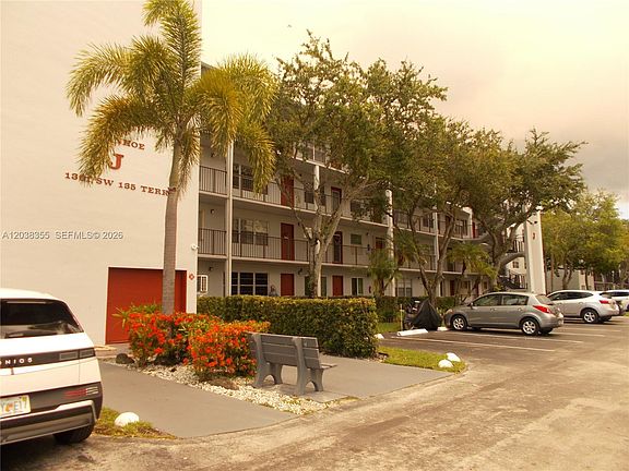 4th image of 1301 SW 135th Ter APT 309J