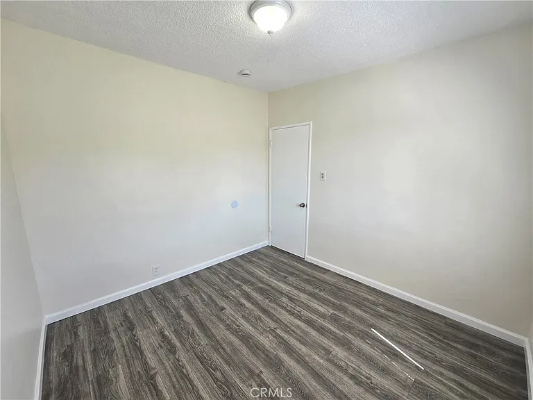 1140 W 120th St #8 — Photo 13