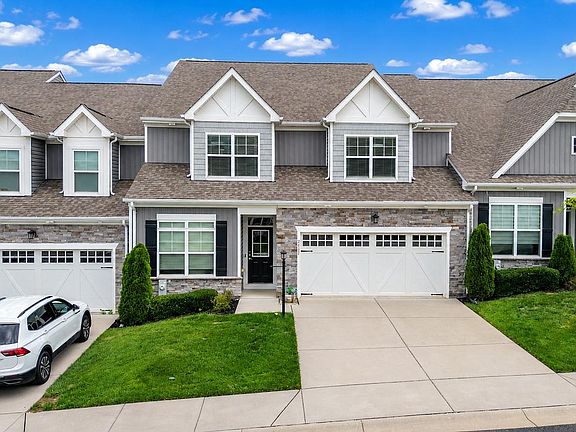 3rd image of 2422 Rosebud Way