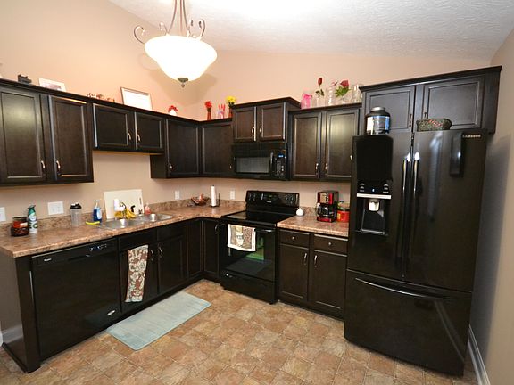 3rd image of 1226 Quebec Ct