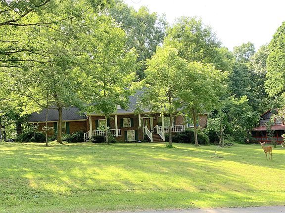 4th image of 2544 Barwood Dr