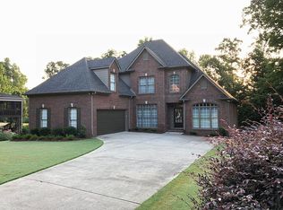 1086 Knollwood Dr, Birmingham, AL 35242