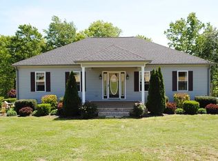 8646 Galen Rd, Lafayette, TN 37083