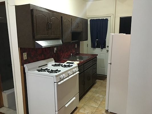 1st image of 4409 30th Ave APT 1
