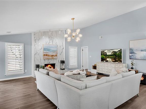 2nd image of 860 Waterbrook Ct