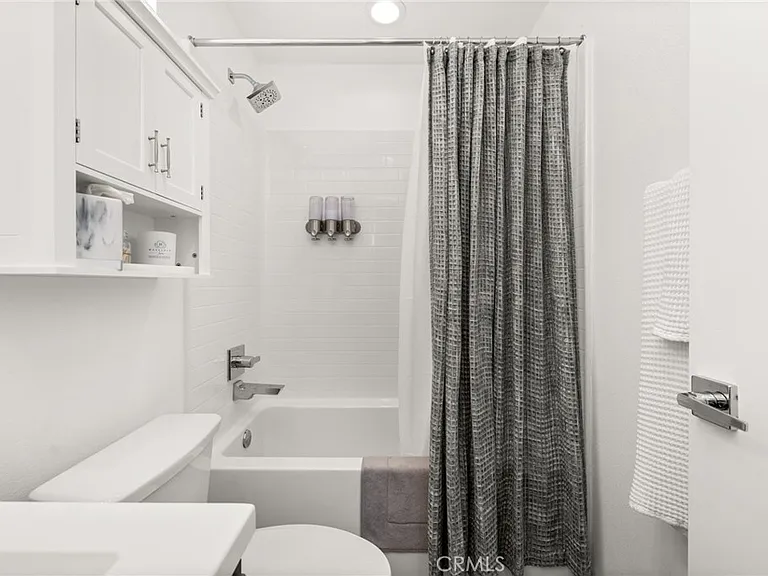 3032 N Coolidge Ave — Photo 6
