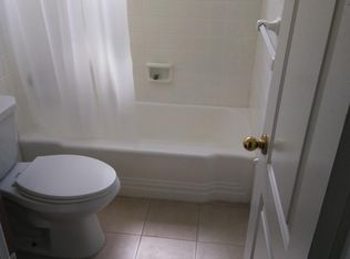 404 SW 5th Ave #2, Hallandale Beach, FL 33009