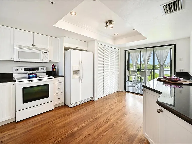 21511 Indian Bayou Dr — Photo 17