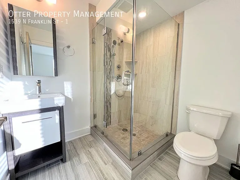 1539 N Franklin St #1 — Photo 25