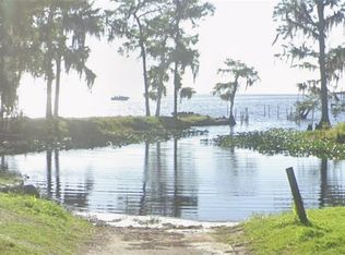 338 Riviera Dr, Crescent City, FL 32112