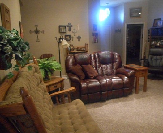 5th image of 618 Hickory Hollow Cir