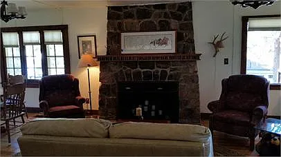 4742 S Cedar Rd — Photo 8