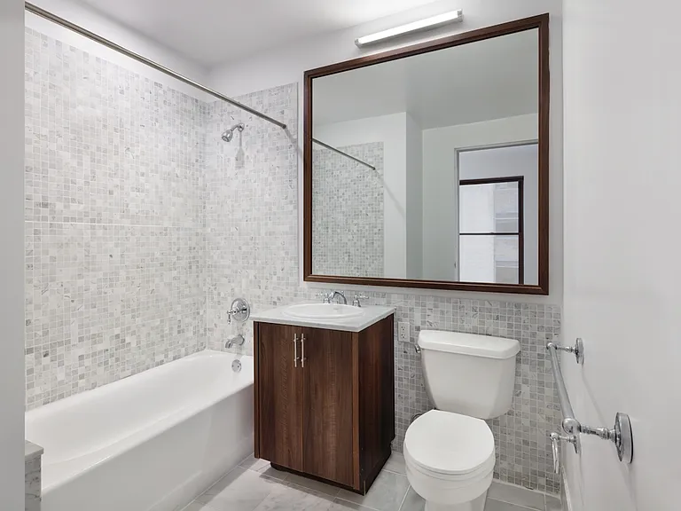 37 Wall St #10B — Photo 5