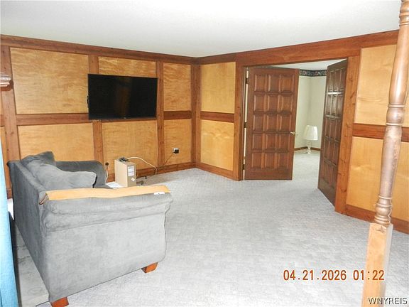 4th image of 62 Deerchase Rd
