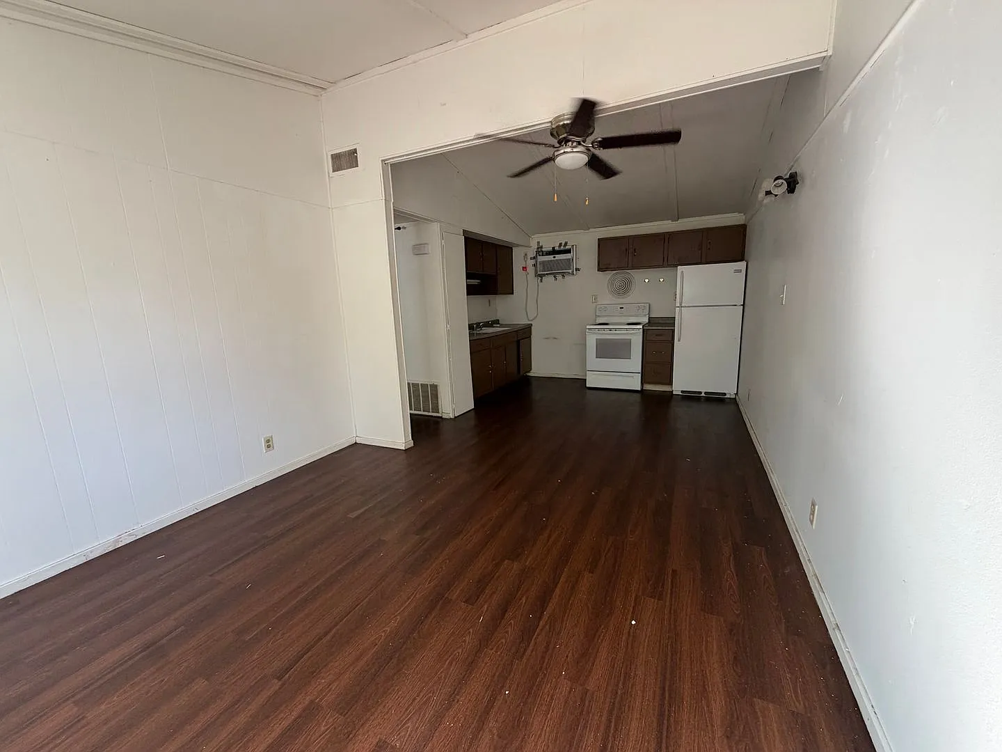 AI - 05 - Avon St — Photo 2