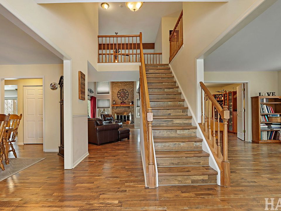 84 Foxboro Ln, Gurnee, IL 60031 | Zillow