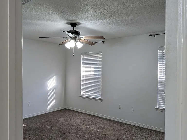 3892 Mesa Rd — Photo 24