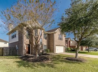 4923 Chase Stone Dr, Bacliff, TX 77518