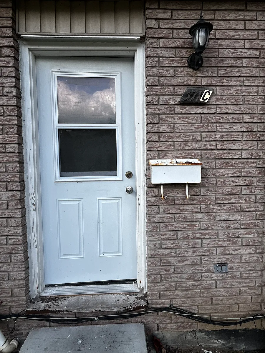 Building Photo - 371 Blake St #C