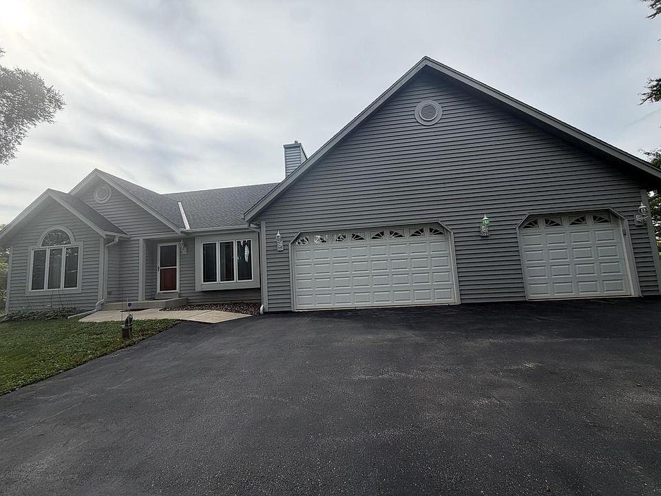 1st image of 2135 Sherman ROAD