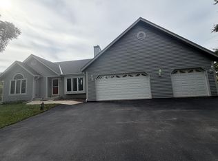 2135 Sherman ROAD, Jackson, WI 53037